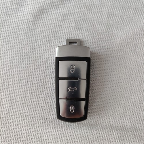 Genuine volkswagen key - volkswagen, vw