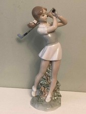 Nao Lladro Lady Golfer #450