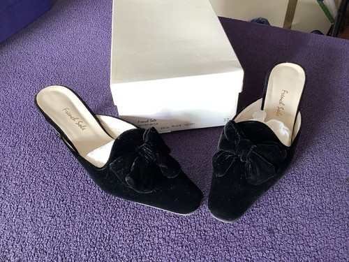 French sole black velvet mule - french,