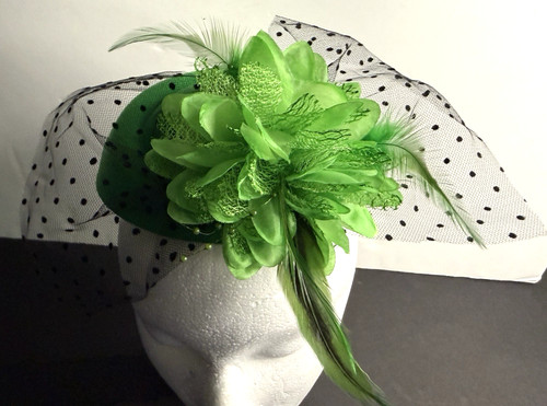 Small green fascinator hat - green,
