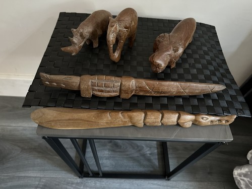 Bundle hand carved - bundle, tan