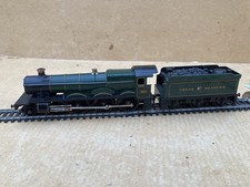 OO Triang Railways 4-6-0 Hall Class '4983' in GWR Livery- green livery runs well