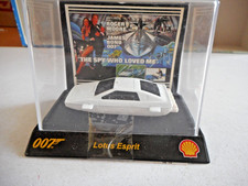 Shell James Bond 007 The Spy Who Loved Me Lotus Esprit + Perspex Box