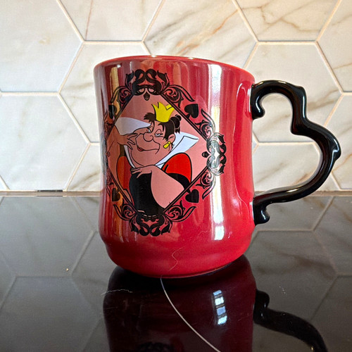 Disney queen hearts off - queen,