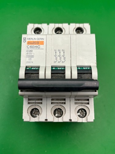 Merlin gerin c60hc 25674 - merlin,