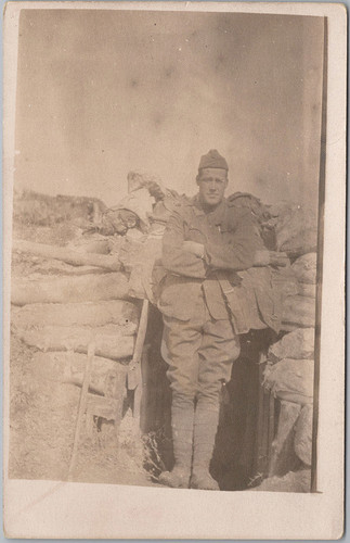 Canadian soldier ww1 - canadian,