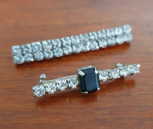 Diamante rhinestone bar brooch - rhinestone,