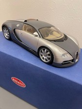AUTOart Model Car Bugatti