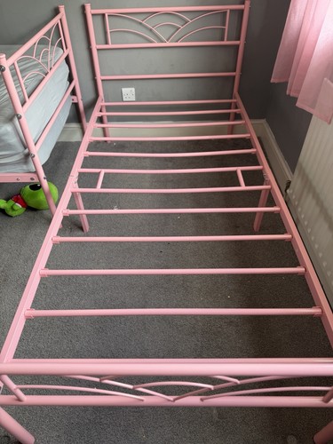 Children pink metal single - metal,