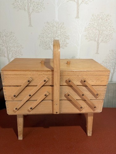 Sewing box tier accordian - *,