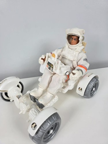 Vintage 1996 hasbro astronaut - hasbro,