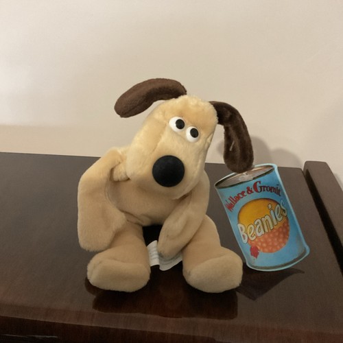 Gromit dog from wallace and - dog,