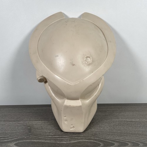 Predator mask display - predator, |