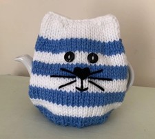 New Hand Knit Aster Blue/White