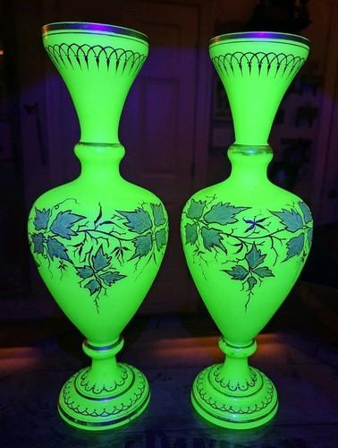 Pair ofantique french opaline - pair,