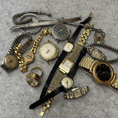 Broken vintage mechanical - broken,