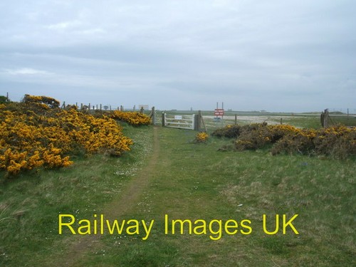 Photo footpath anglesey - -,