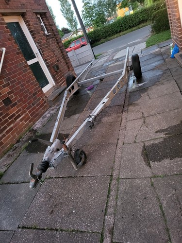 Trailer caravan chassis - caravan,