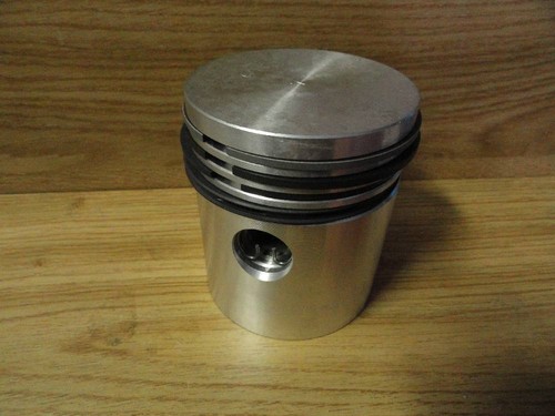 Mercedes 170v piston - mercedes, set