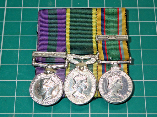 Miniature medals malaya - 3,