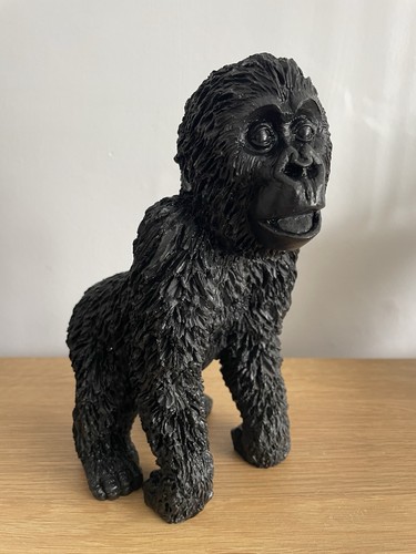 Artform gorilla the mist - gorilla,