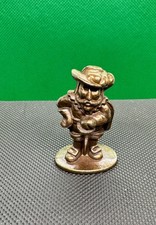 RARE VINTAGE 90’s KINDER SURPRISE OLD ROYAL CASTLE METAL MUSKETEER FIGURINE!