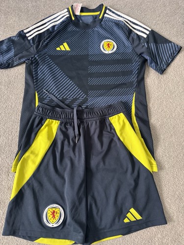 Scotland kids football kit age - football,