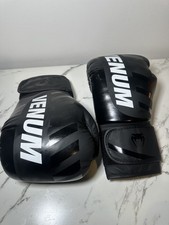 Venum Elite Boxing Gloves Black Muay-Thai Sparring 16oz