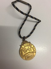 rare war (1941) Chelsea Racing club badge