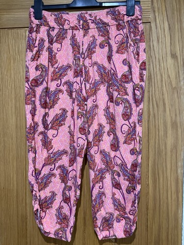 Ladies knee length trousers - ladies,