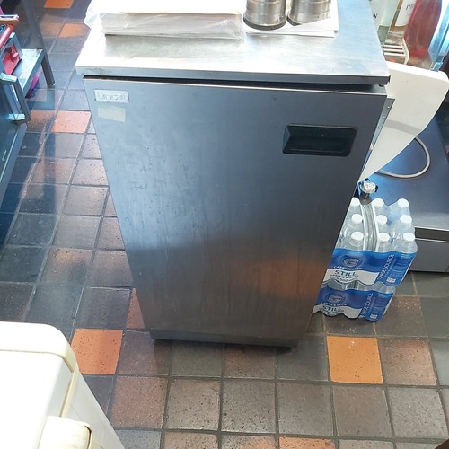 Food warmer display - food,