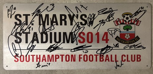Signed southampton squad - signed,