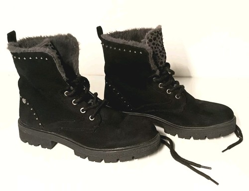 Black laced ankle - laced,