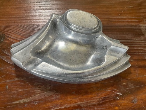 Art deco style cast aluminium - cast,