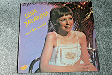 Lena Zavaroni Autograph Signature on LP/Vinyl and her Music. VG+ / Excellent?
