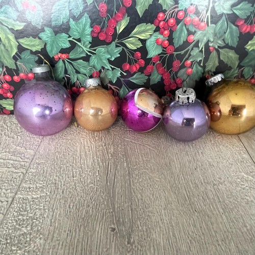 Vintage mcm glass baubles - glass,