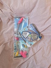 NEW UNOPENED ADULT Aqualung