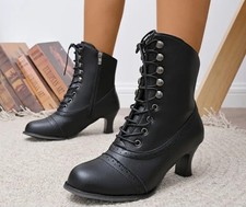 Lovely black Mary poppin style/victorian/steampunk Lace Up boots 6 (please read)