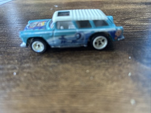 Hot wheels chevy - hot, nomad