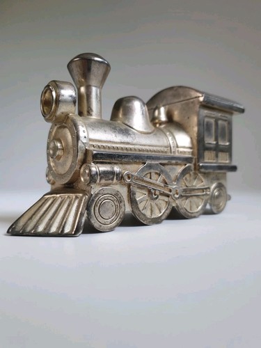 Vintage metal train money - train,