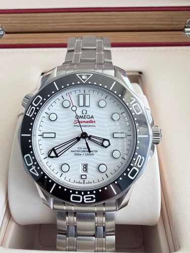 Omega seamaster diver 300m - omega,