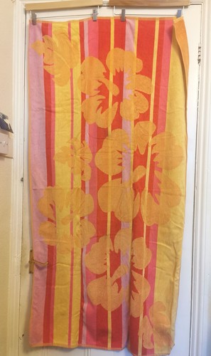 Vintage beach towel 1990s - beach,