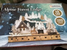 ALPINE FOREST LODGE. LIGHT UP