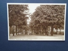 GLOUCESTERSHIRE: PROMENADE