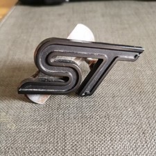 Front Grille Black ST Badge for Ford Fiesta Focus Mondeo Kuga