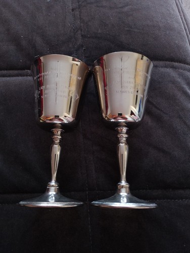 Pair goblets commemorating - of,