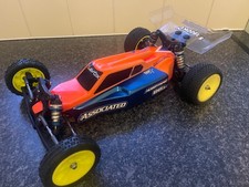 Team Associated b6.1 2wd