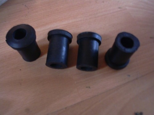 Rear leaf spring hanger - 4x,