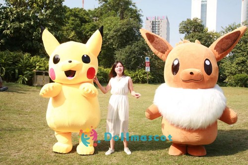 Adult inflatable pikachu eevee - inflatable,