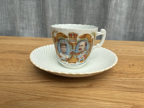 Teacup and saucer antique - teacup,